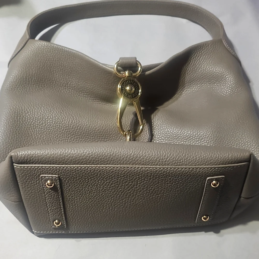 Dooney And Bourke Elegant Women's Bag NWOT